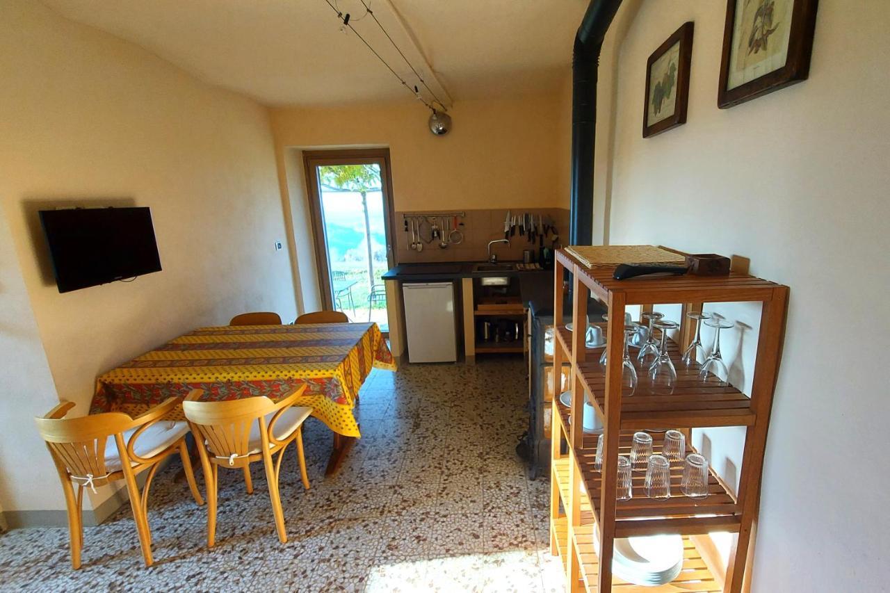 Ferienwohnung Cascina Nomade - Wine & Scenic Retreat Dogliani Exterior foto